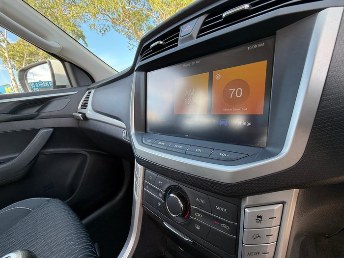 2017 LDV T60 PRO SK8C 4X4 Dual Range Blanc White