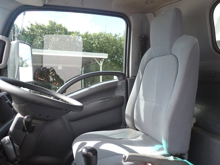 2019 ISUZU NQR 87/190