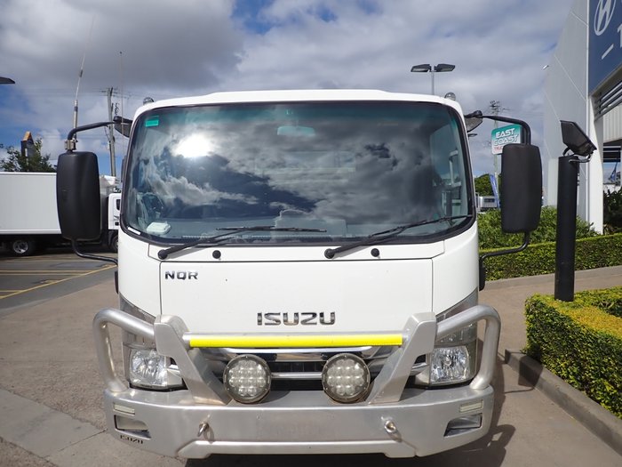 2019 ISUZU NQR 87/190