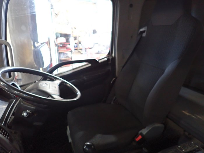 2012 HINO GH 1728