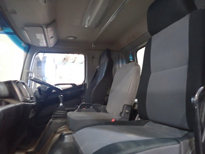 2012 HINO GH 1728