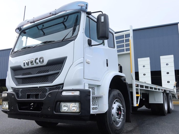 2015 Iveco Acco F2350G 280