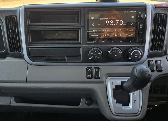 2021 Fuso Canter WHITE