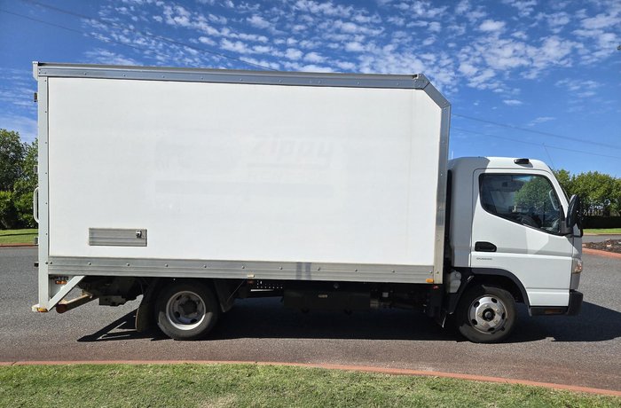 2021 Fuso Canter WHITE