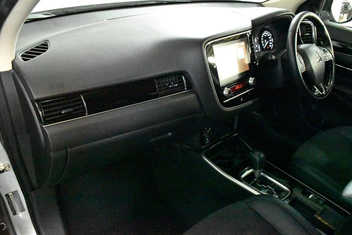 2019 Mitsubishi Outlander LS