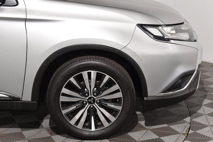 2019 Mitsubishi Outlander LS