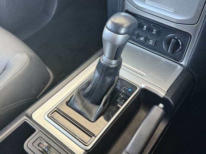 2022 Toyota Landcruiser Prado VX