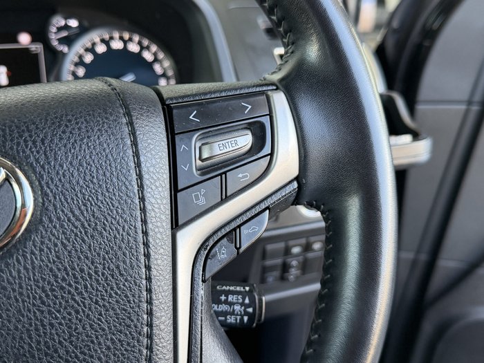 2022 Toyota Landcruiser Prado VX