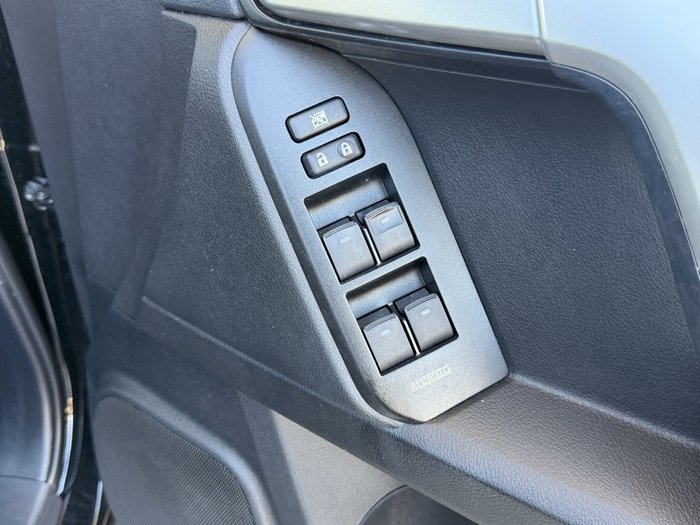 2022 Toyota Landcruiser Prado VX