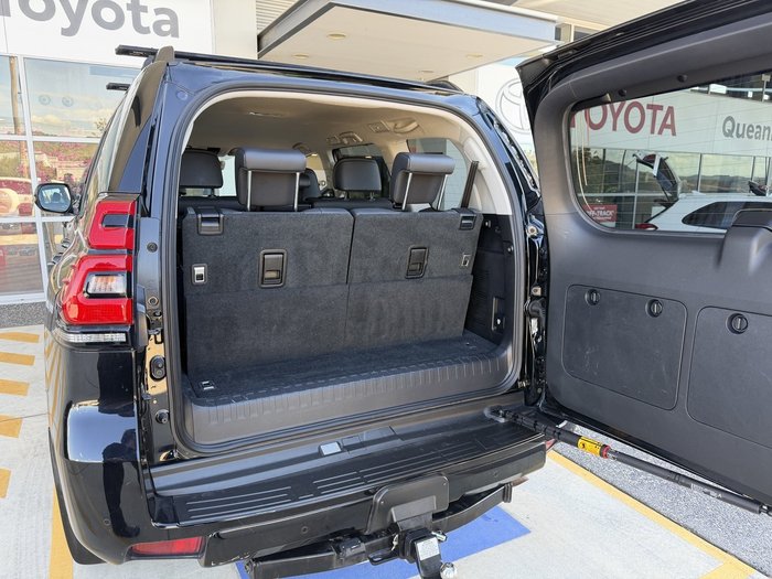 2022 Toyota Landcruiser Prado VX