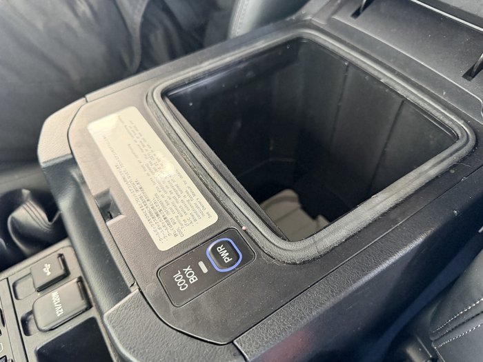 2022 Toyota Landcruiser Prado VX