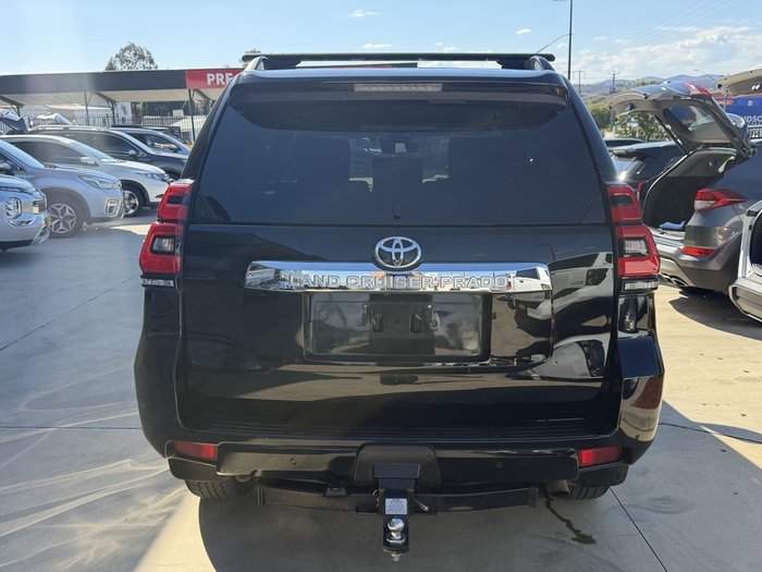 2022 Toyota Landcruiser Prado VX