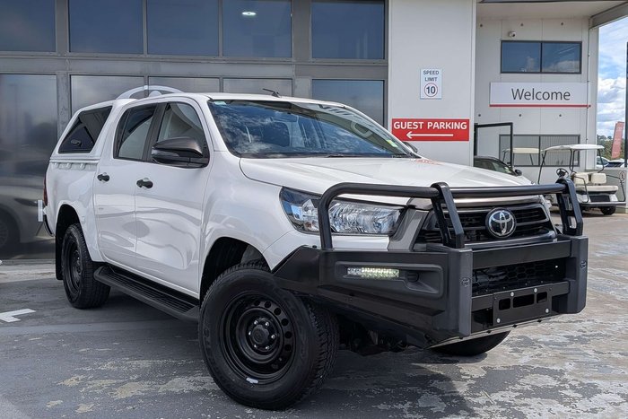 2021 Toyota Hilux SR