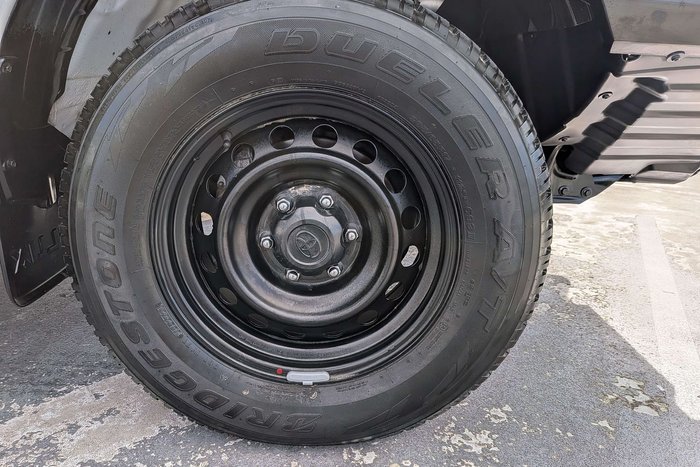 2021 Toyota Hilux SR