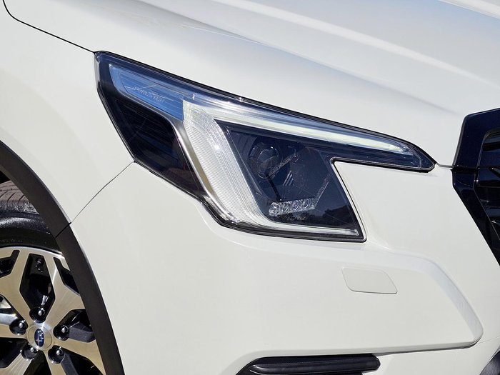 2025 Subaru Forester 2.5i-L S5 MY24 AWD Crystal White