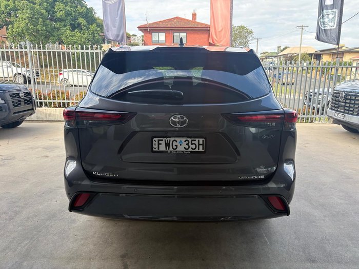 2025 Toyota Kluger Grande