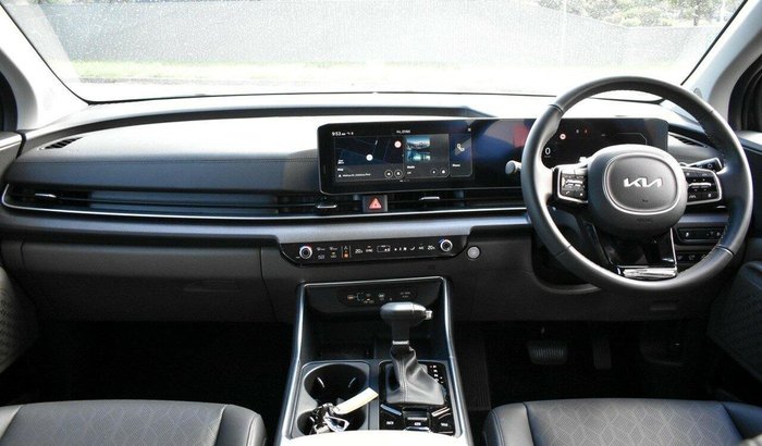 2025 Kia Carnival Sport+