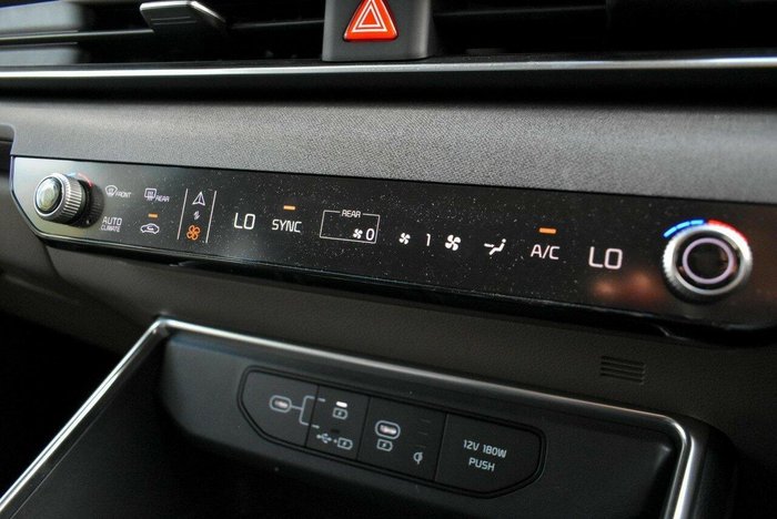 2025 Kia Carnival Sport+