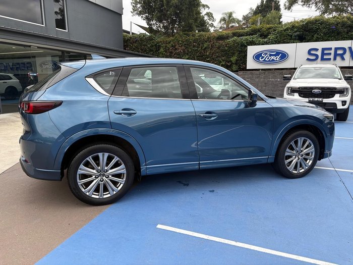 2022 Mazda CX-5 Akera