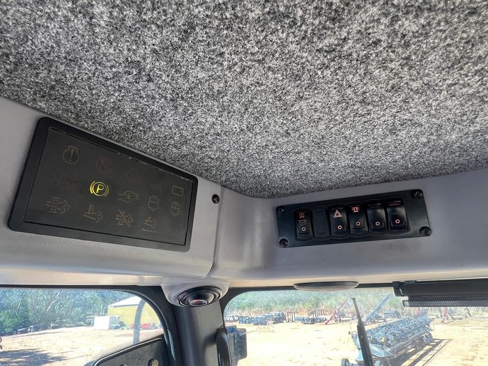 2017 Miller Nitro Nitro 6365 SP Sprayer