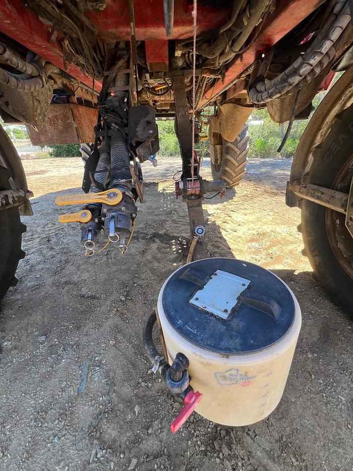 2017 Miller Nitro Nitro 6365 SP Sprayer