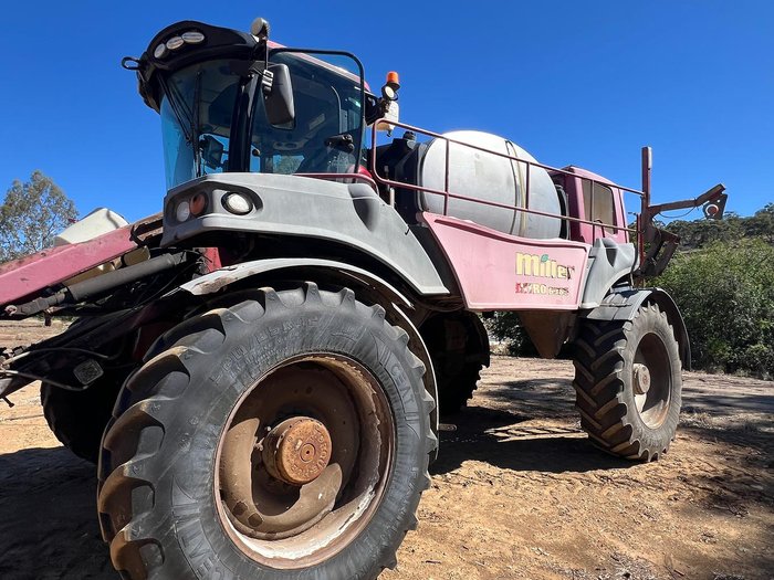 2017 Miller Nitro Nitro 6365 SP Sprayer