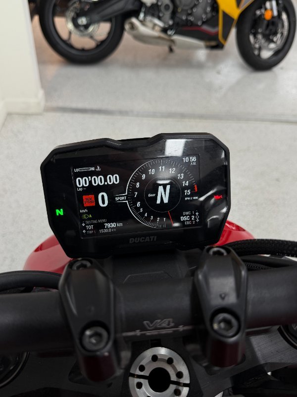 2021 DUCATI STREETFIGHTER V4 Red