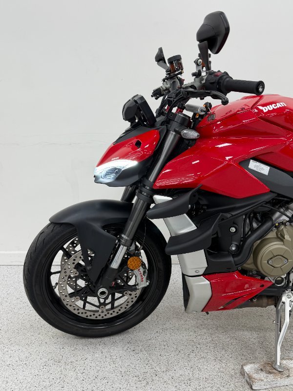 2021 DUCATI STREETFIGHTER V4 Red