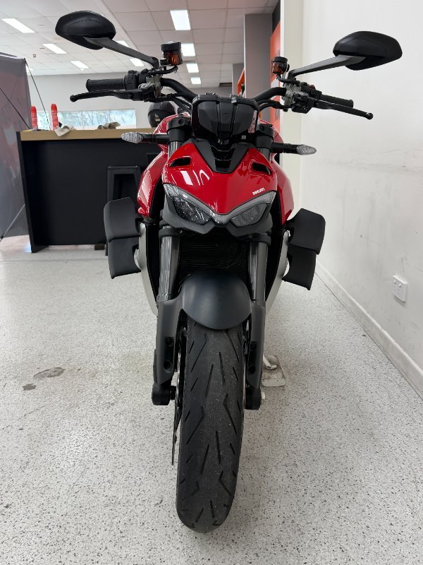 2021 DUCATI STREETFIGHTER V4 Red