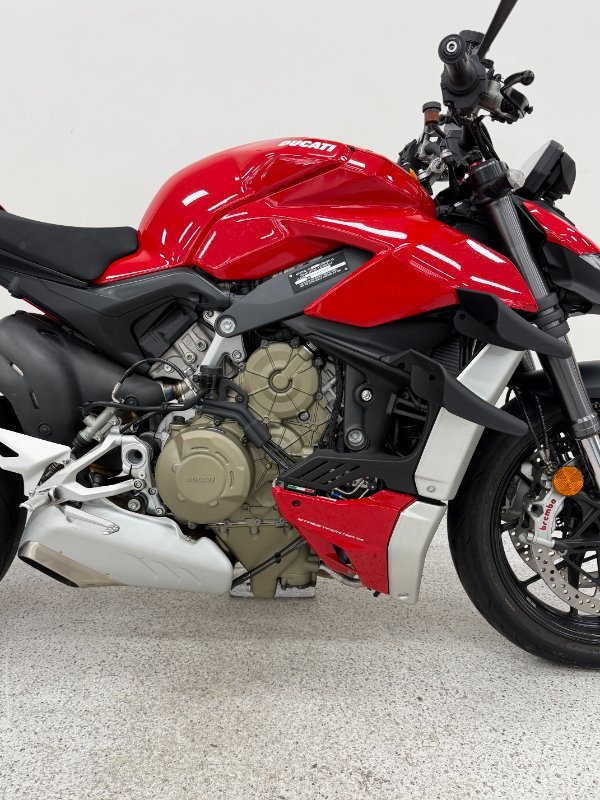 2021 DUCATI STREETFIGHTER V4 Red