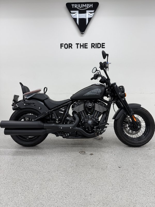 2023 INDIAN CHIEF BOBBER DARK HORSE Black