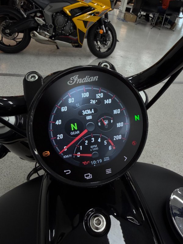 2023 INDIAN CHIEF BOBBER DARK HORSE Black