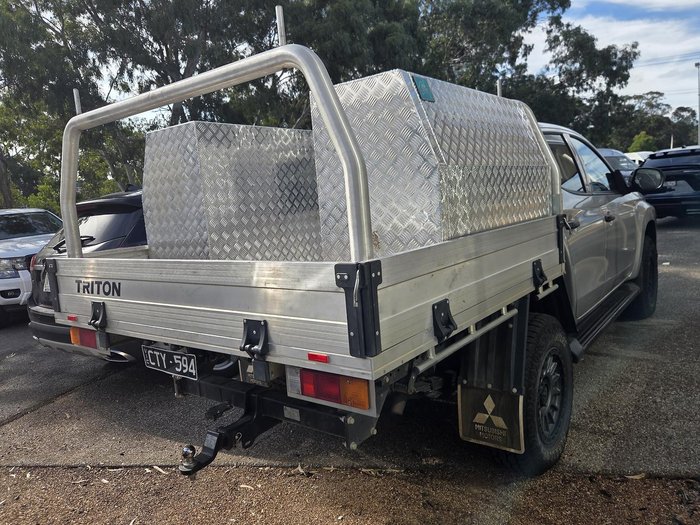 2024 Mitsubishi Triton GLX