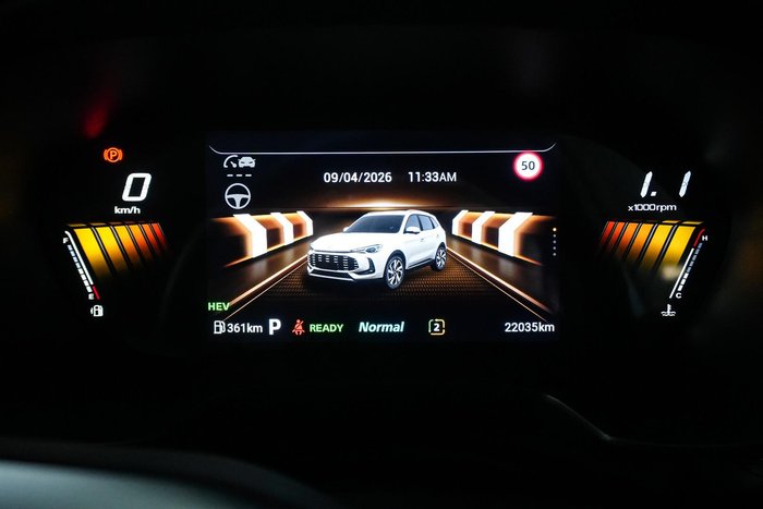 2024 MG ZS Essence Hybrid+