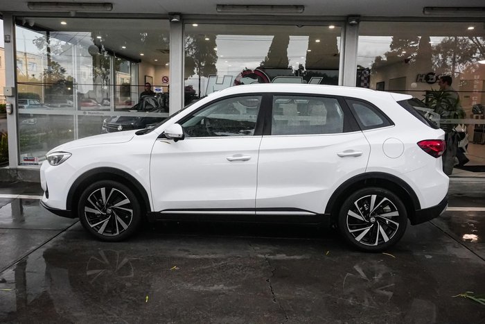 2024 MG ZS Essence Hybrid+