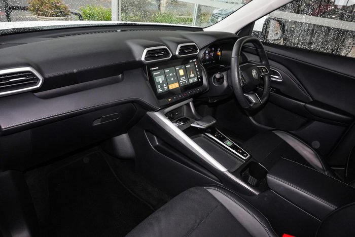 2024 MG ZS Essence Hybrid+