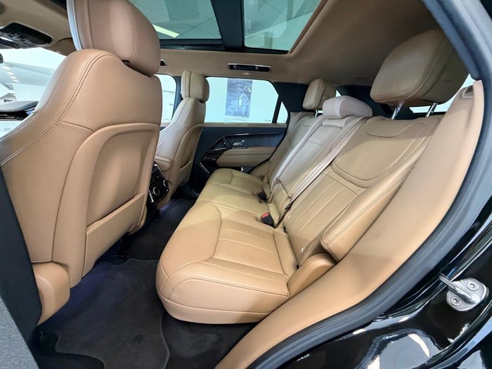 2023 Land Rover Range Rover Sport D250 SE