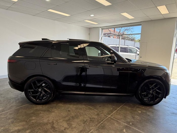 2023 Land Rover Range Rover Sport D250 SE