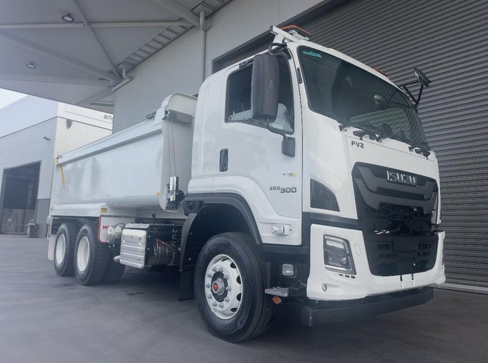 2025 Isuzu F Series