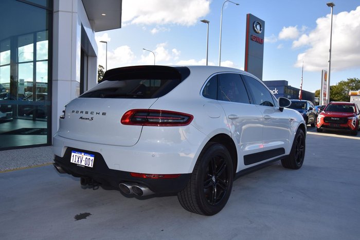 2015 Porsche Macan S Diesel