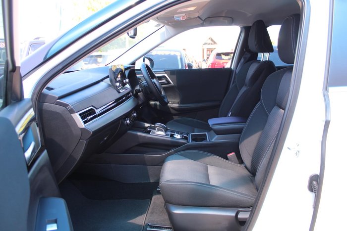 2022 Mitsubishi Outlander LS