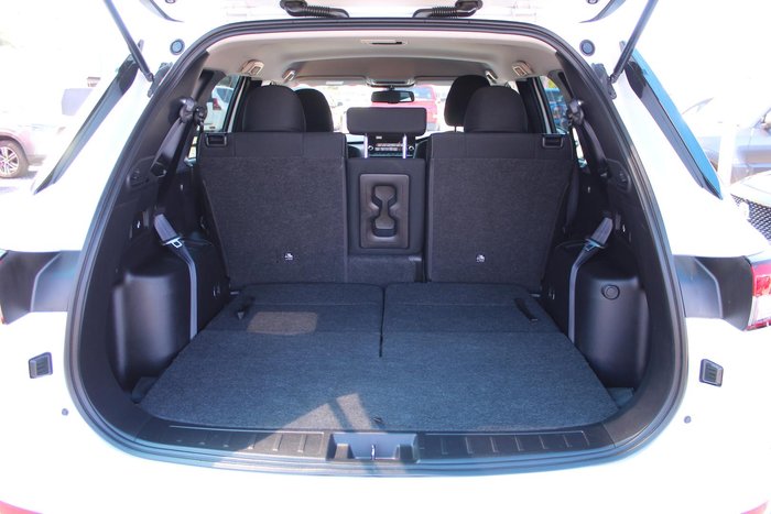 2022 Mitsubishi Outlander LS