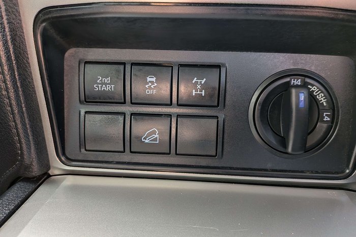 2022 Toyota Landcruiser Prado GX