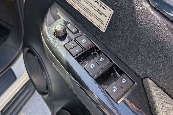 2021 Toyota Hilux SR5