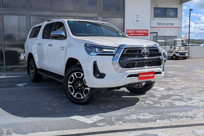 2021 Toyota Hilux SR5