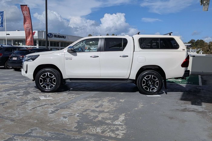 2021 Toyota Hilux SR5