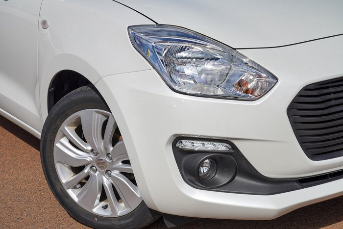 2018 Suzuki Swift GL Navigator AZ Pure White