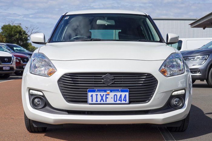 2018 Suzuki Swift GL Navigator