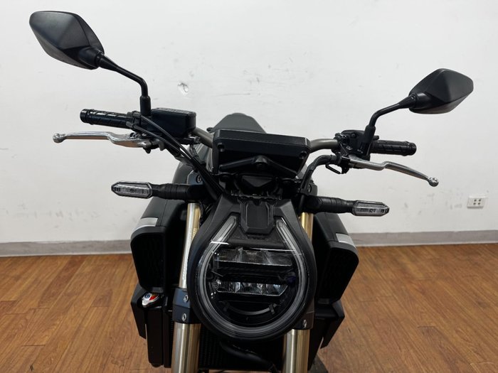 2025 Honda CB650RAC Black