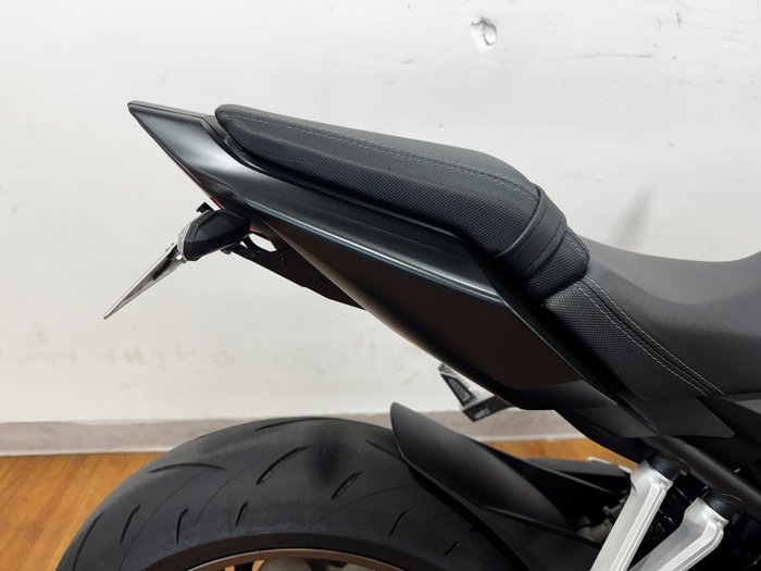 2025 Honda CB650RAC Black